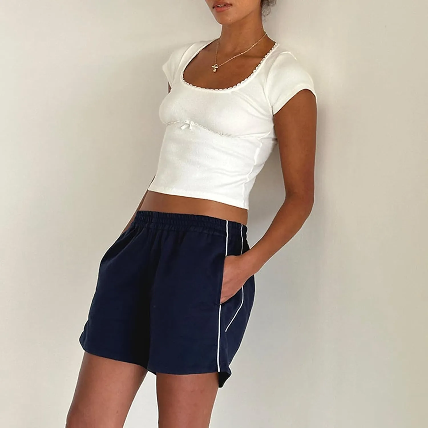 UAURORAO Women Striped Athletic Shorts Elastic Waist Side Stripe Casual Shorts Loose Patchwork Workout Sweat Shorts